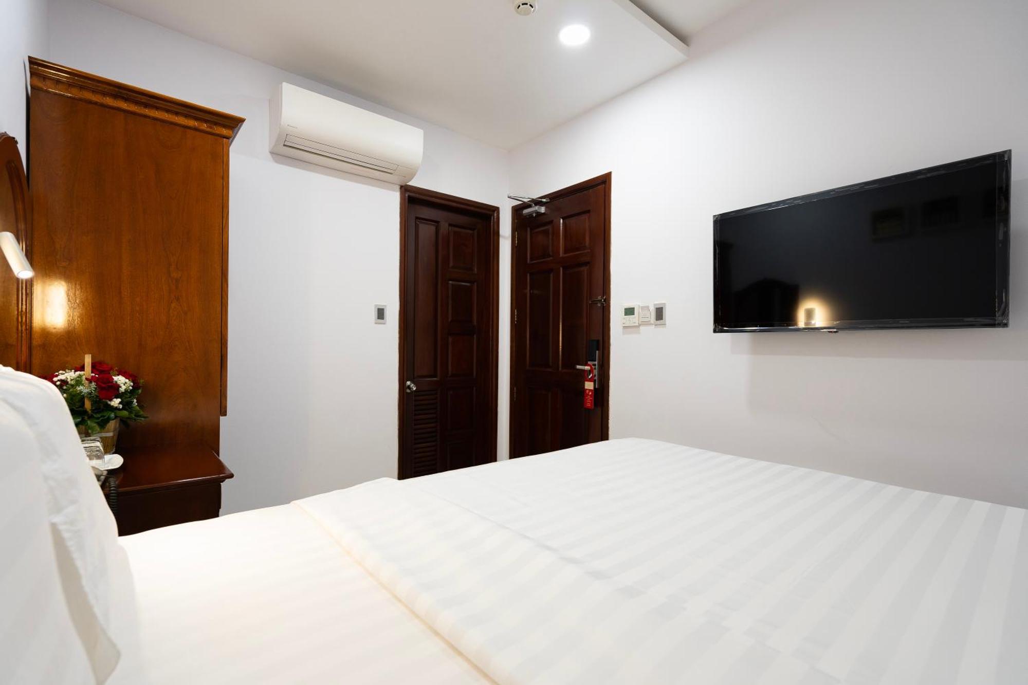 Hoang Luxury Hotel Dist 1 Ho Chi Minh Exteriör bild